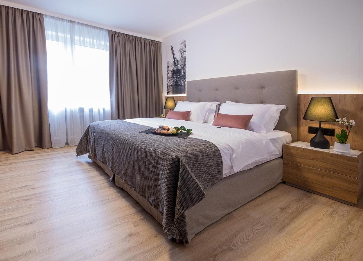 Gaestehaus Zum Roten Hahn Lüneburg Exteriör bild
