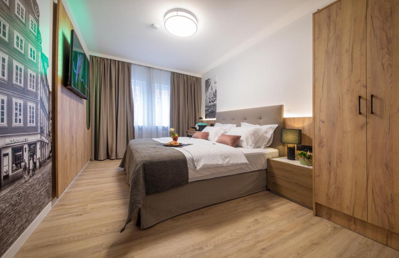 Gaestehaus Zum Roten Hahn Lüneburg Exteriör bild